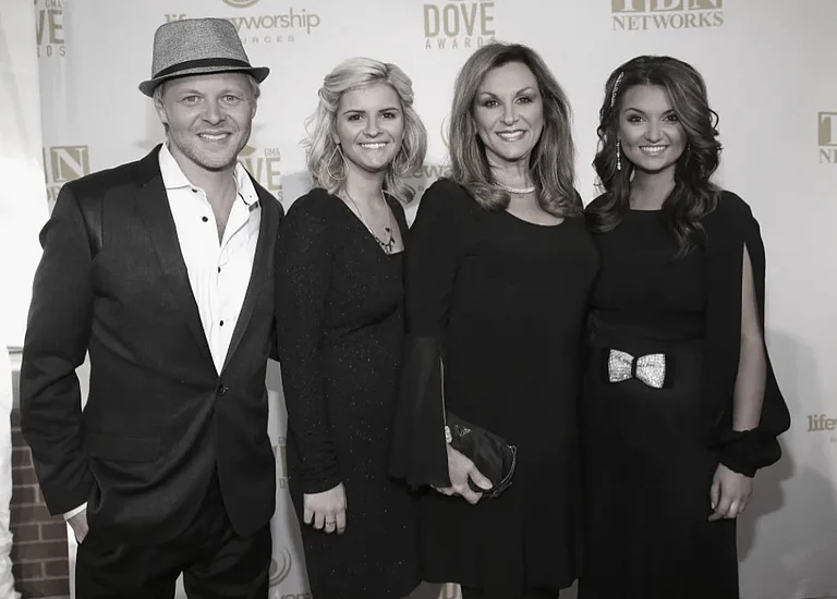Jason Clark (Far left), Kelly Nelon Clark (Middle right), and Amber Nelon Clark (Far right) Died In A Plane Crash Over Wyoming. - Getty Images